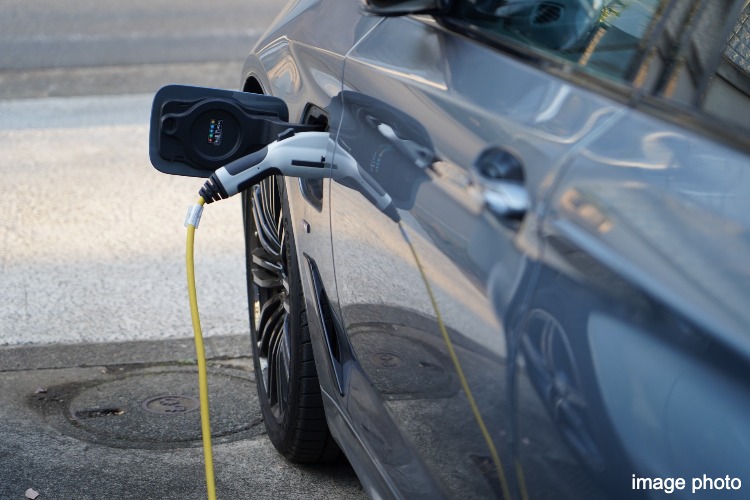 電気自動車充電設備のイメージ画像